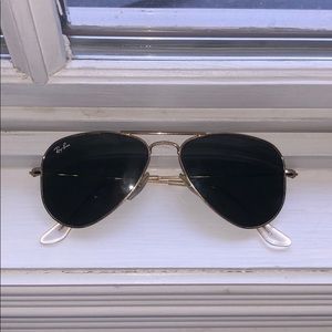 Rayban Aviators sunglasses